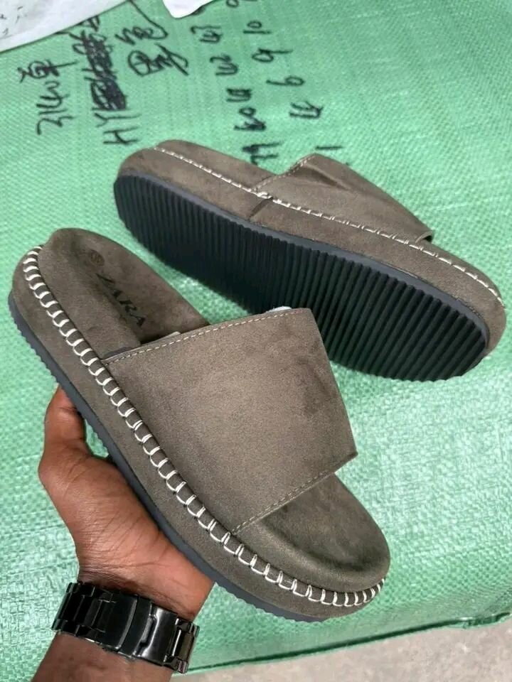 Sandales en daim confortables