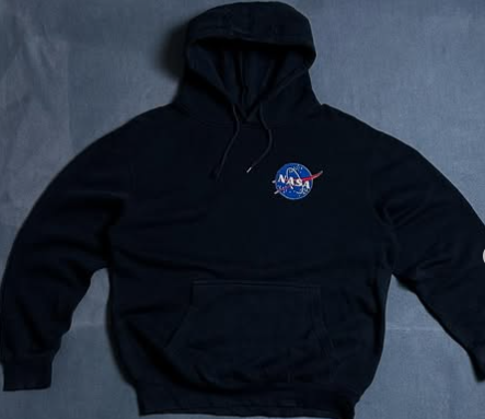 NASA hoodie size : M