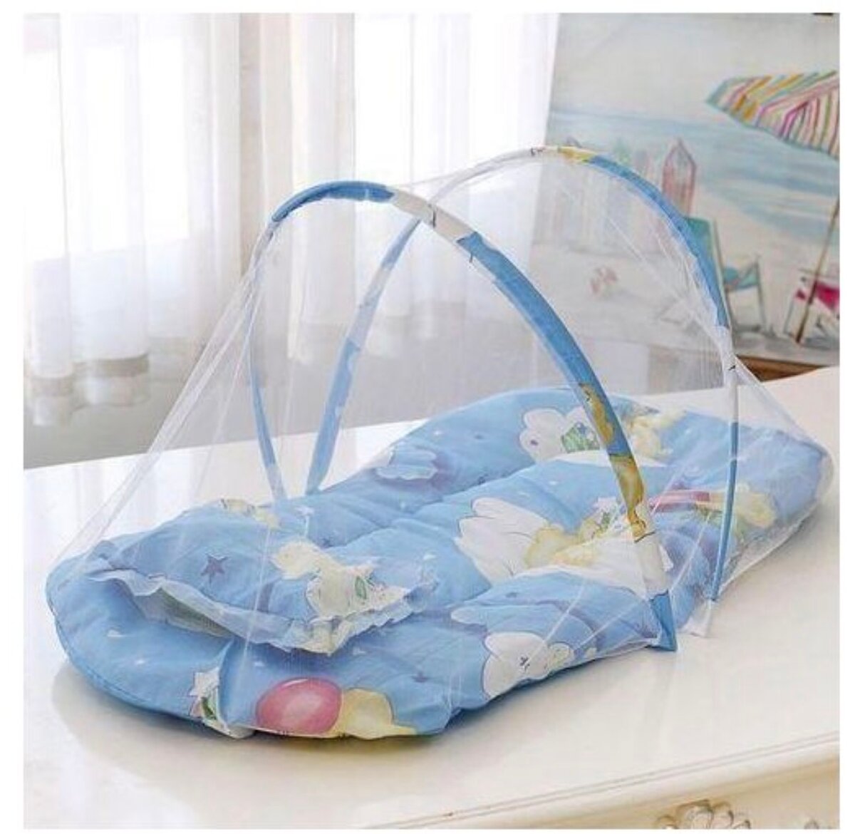 Lit Bébé avec Moustiquaire