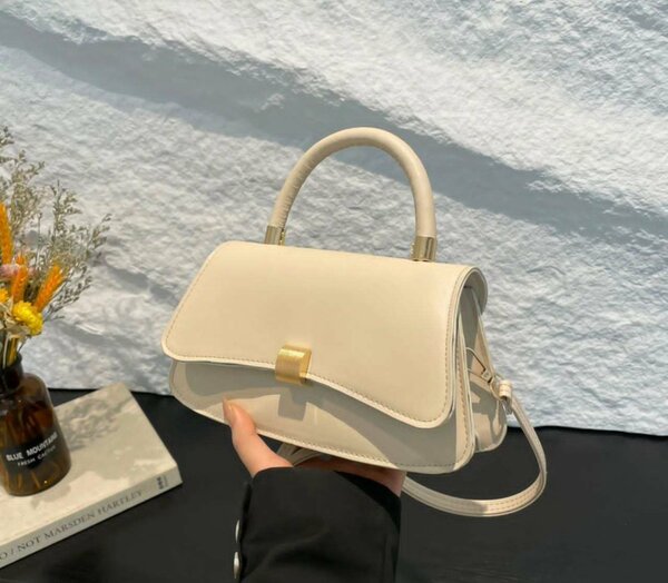 Sac à main élégant en cuir