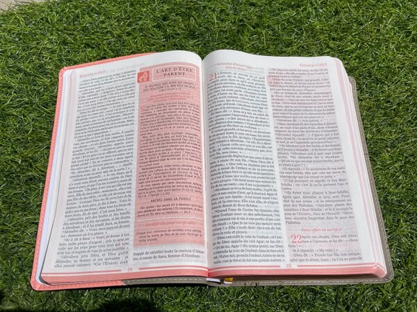 Bible FEMME À SON ÉCOUTE Corai
