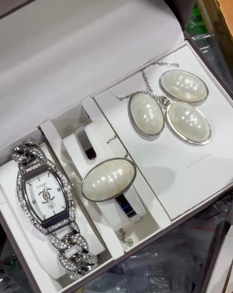 Ensemble Bijoux Perle & Montre