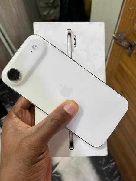 iPhone 17 Blanc 128 Go