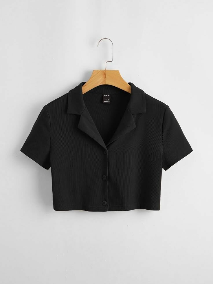 Chic Black Cropped Blazer