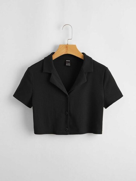 Chic Black Cropped Blazer