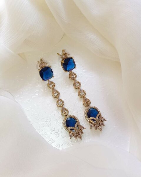 Ladies earrings