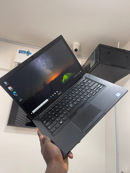 DELL LATITUDE 7490