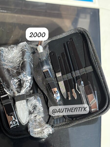 Kit manucure 10 pièces