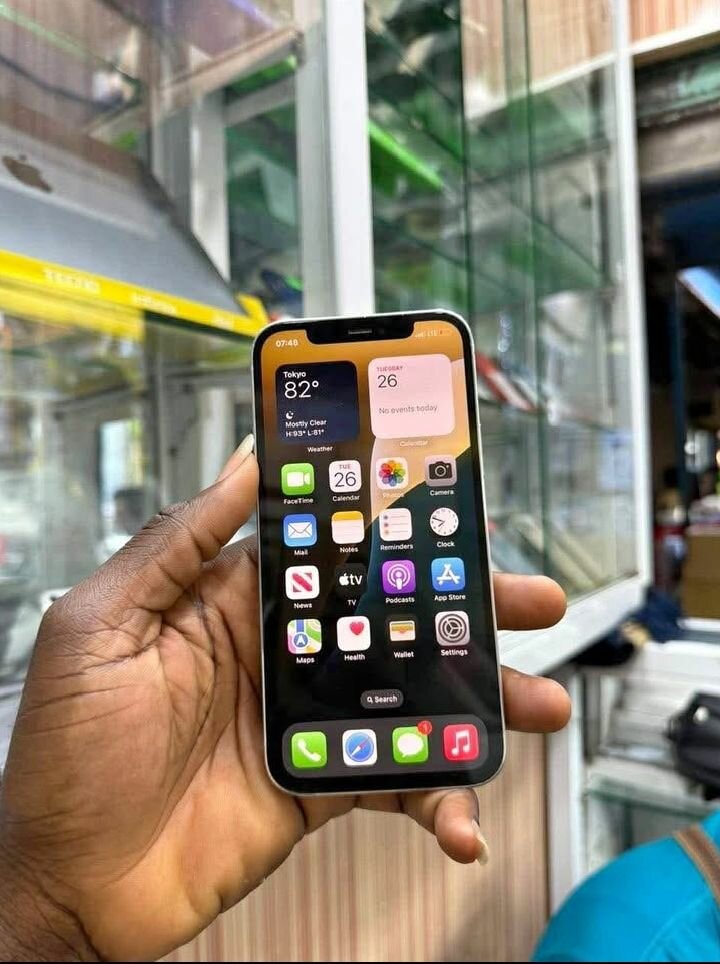iPhone 12 sans ID