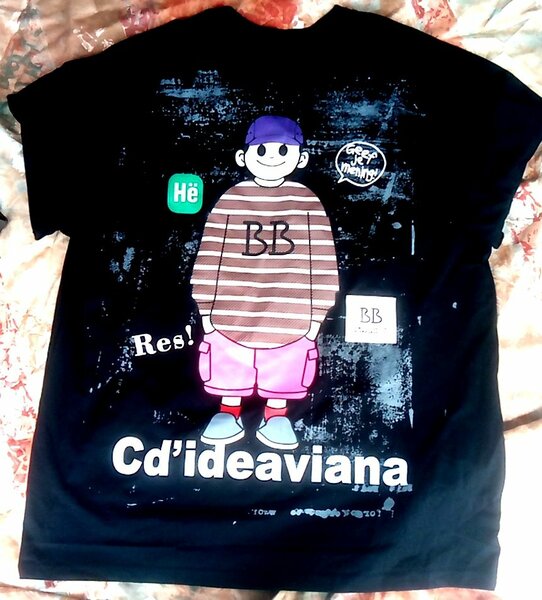 T-shirts à motifs animés