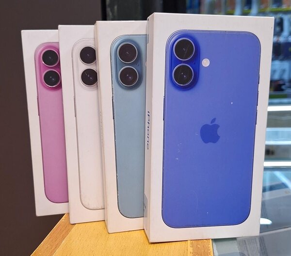 iPhone 16 - Couleurs Vives