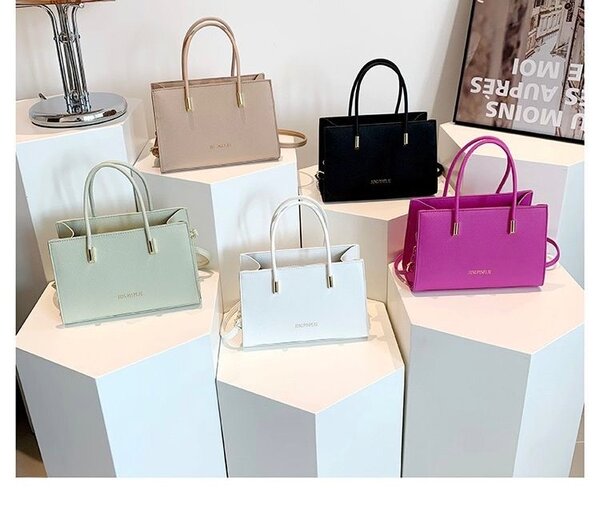 Ladies fashion bag