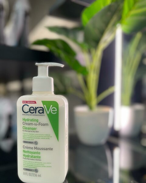 CeraVe Hydrating Cream-to-Foam Cleanser