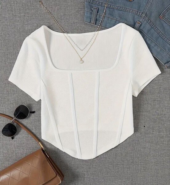 T-shirt court en maille blanche pour femme