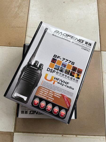 Talkie-walkie Baofeng BF-777S VHF/UHF