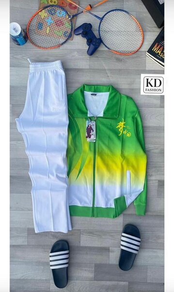 Ensemble de sport coloré