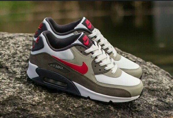 NIKE AIRMAX