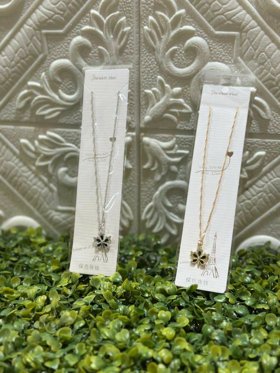 Women necklaces