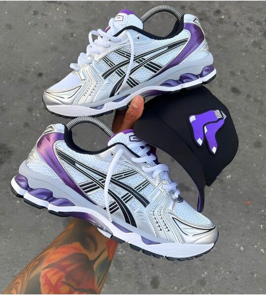 Chaussures de running ASICS tendance