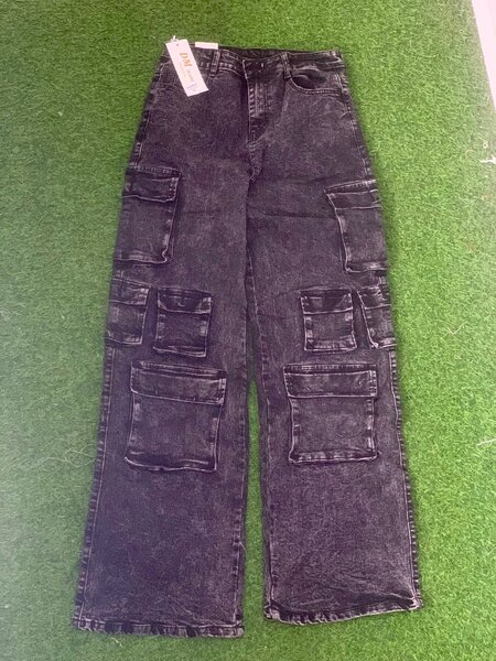 Side pocket buggy jeans