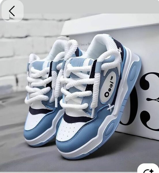Chaussures de sport bleu clair OGGI