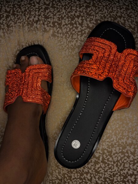 Sandales perlées oranges