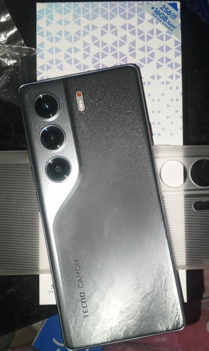 New Tecno Camon 40