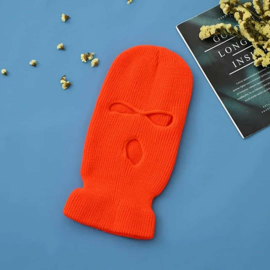 Cagoule chaude en tricot