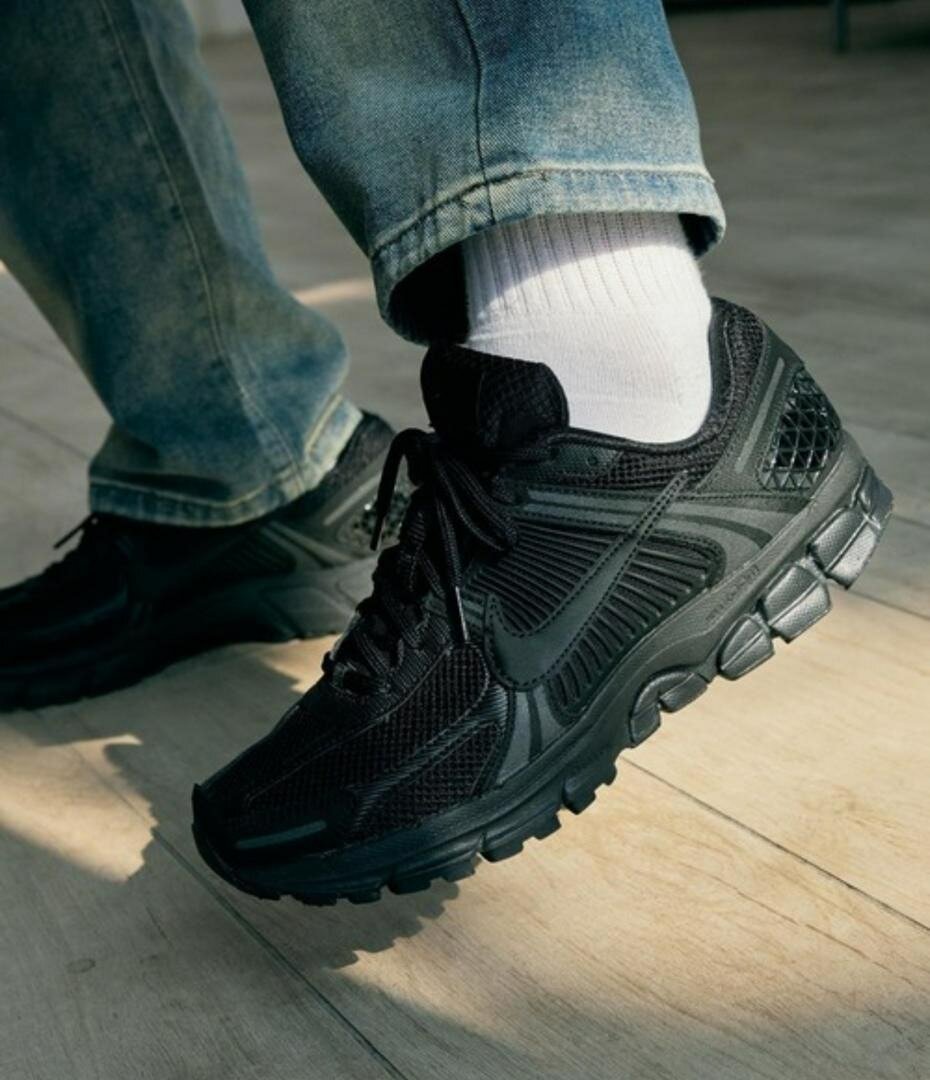 Baskets noires tendance homme