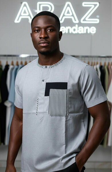 Tunique gris clair poche noire