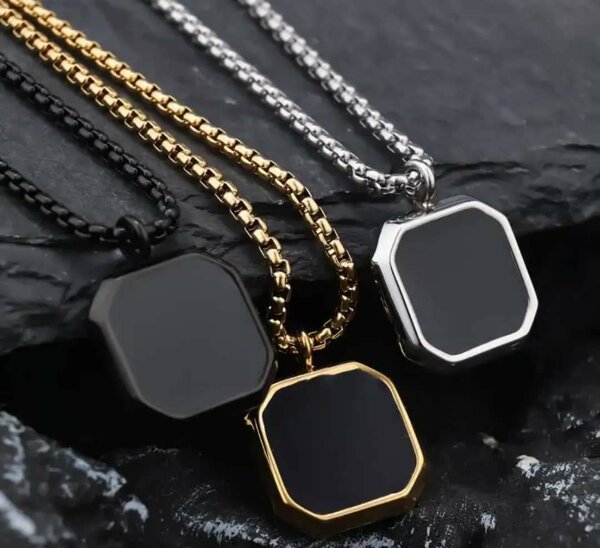 Collier Géométrique Élégant