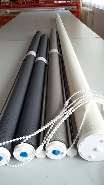 Stores enrouleurs modernes