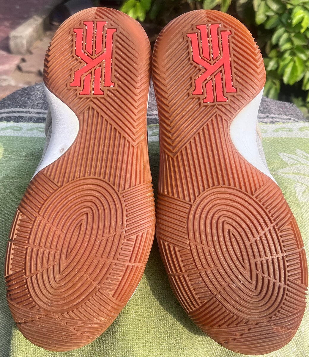 *NikeKyrie 2 'Summer'*