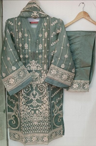 Organza 3 Peace Suit