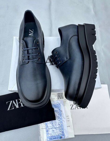Chaussures Oxford Noir Zara