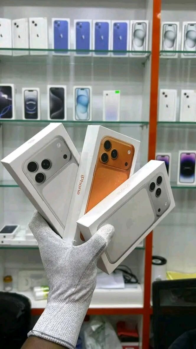 iPhone 17  Pro - 256GB