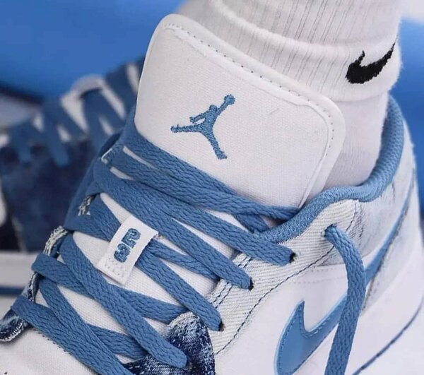 Air Jordan Low