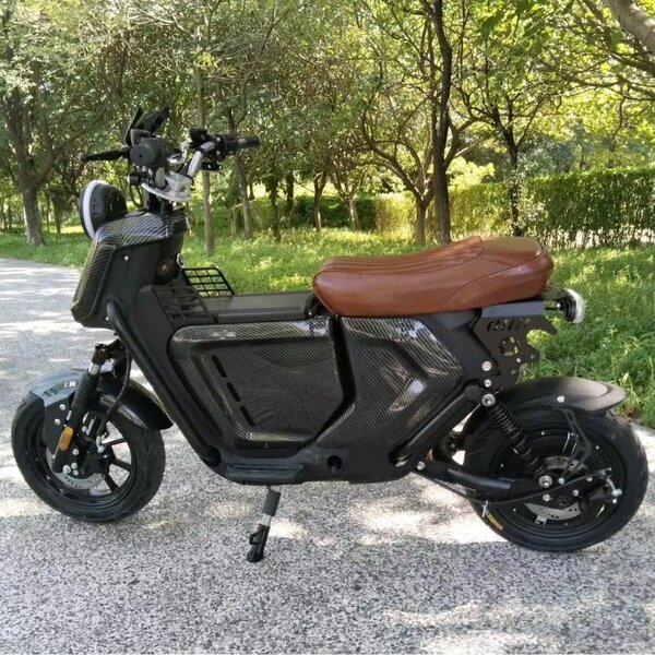 Scooter électrique urbain