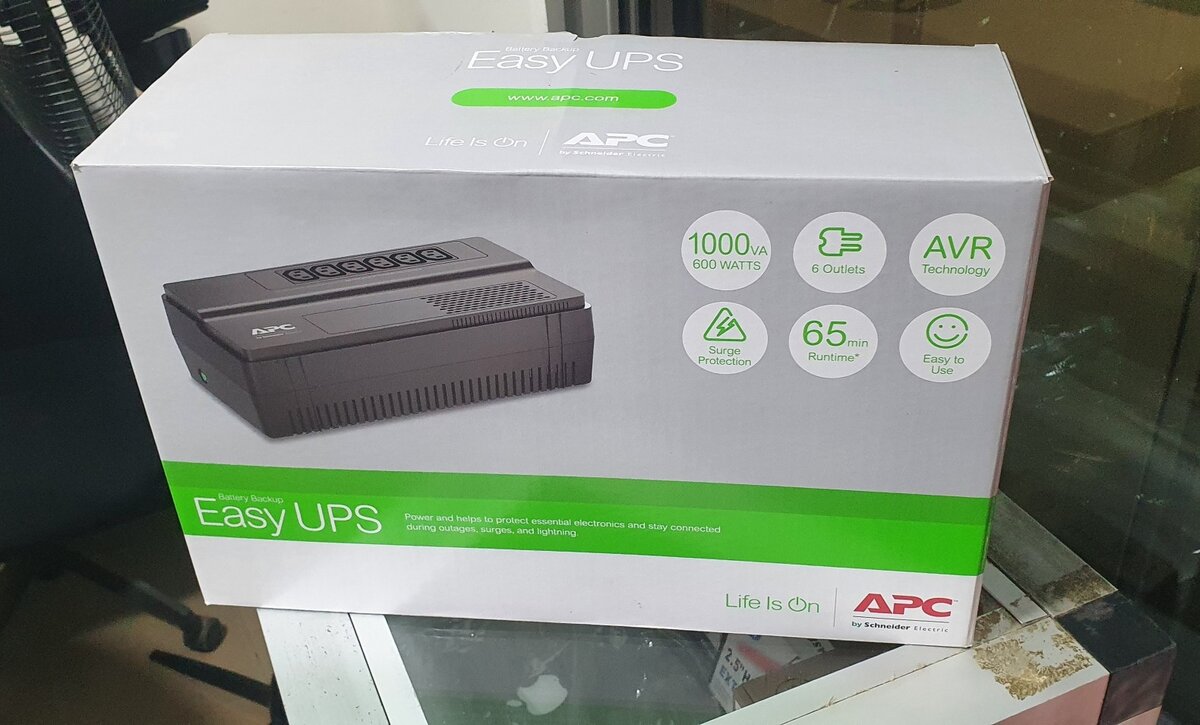 Onduleur APC Easy 1000VA