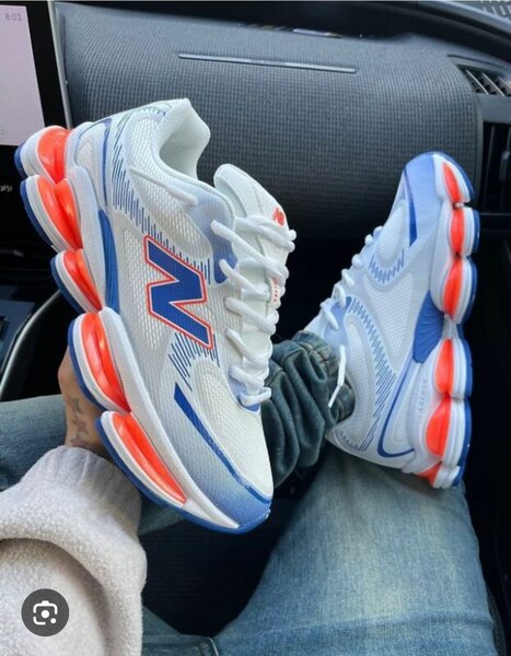 New balance 2000