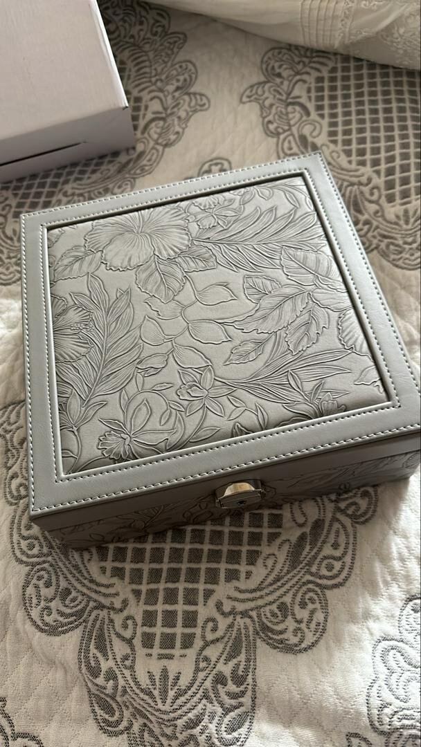 Шкатулка новая