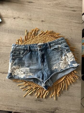 Short en jean avec dentelle