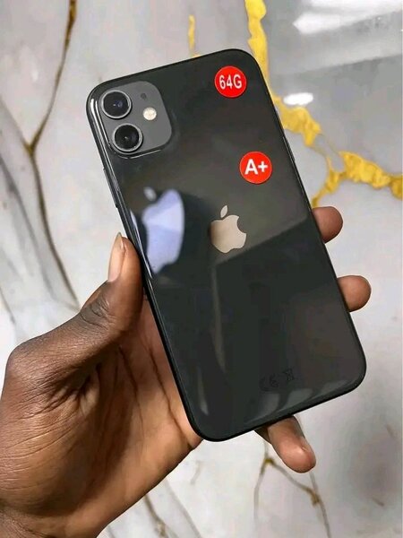 iPhone 11 64GB Débloqué