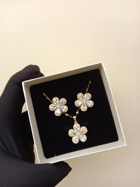 Ladies Jewellery Set