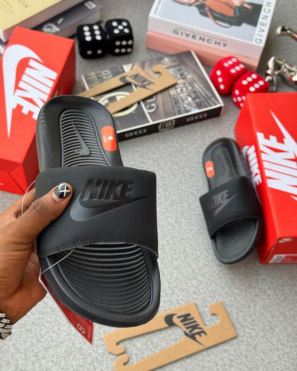 Mules Nike SB Vertes