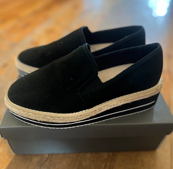 Слипоны женские