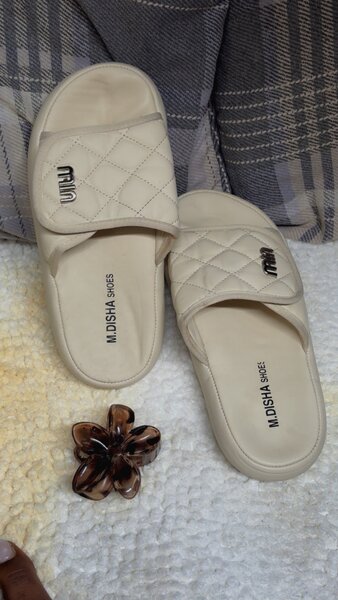 Claquettes confort pour femme