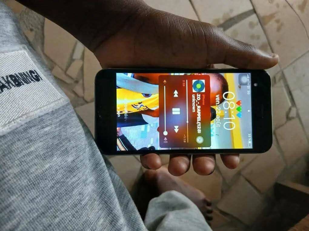 iPhone 6 - 64 GigaGris Sidéral