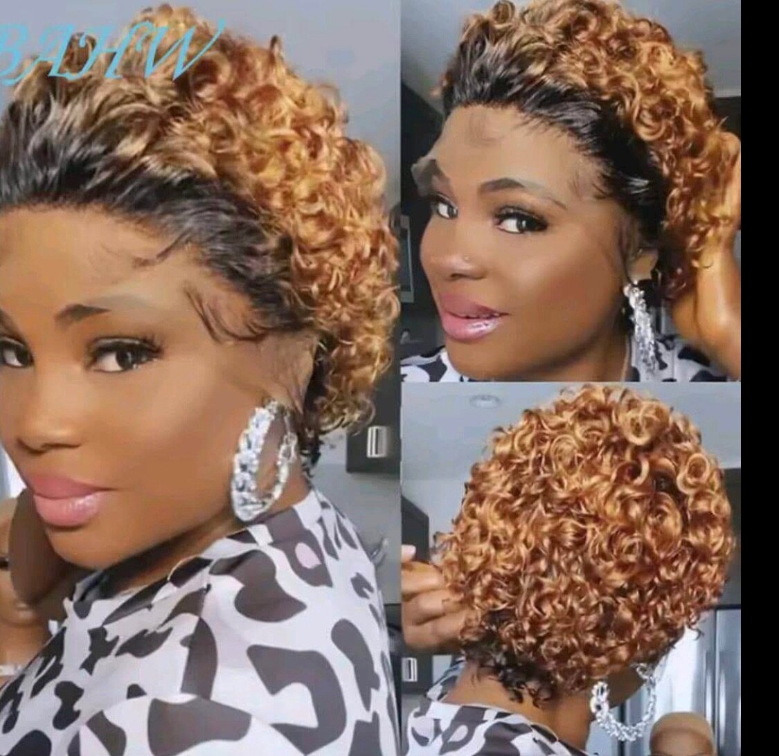 Perruque lace front bouclée