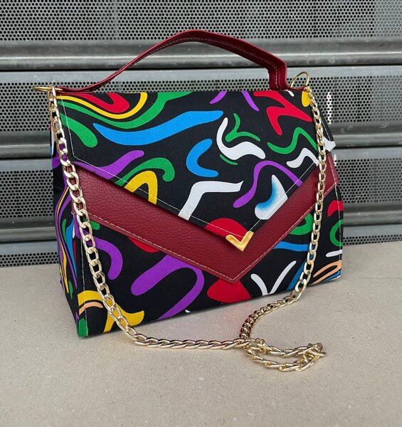 Sac à main coloré chic